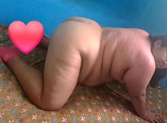 I can sit on your face by PizzaGoddessXL