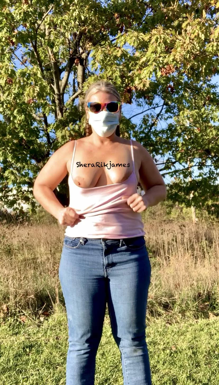 I don’t want to work tomorrow 👎🏻 posted by Sherarikjames723