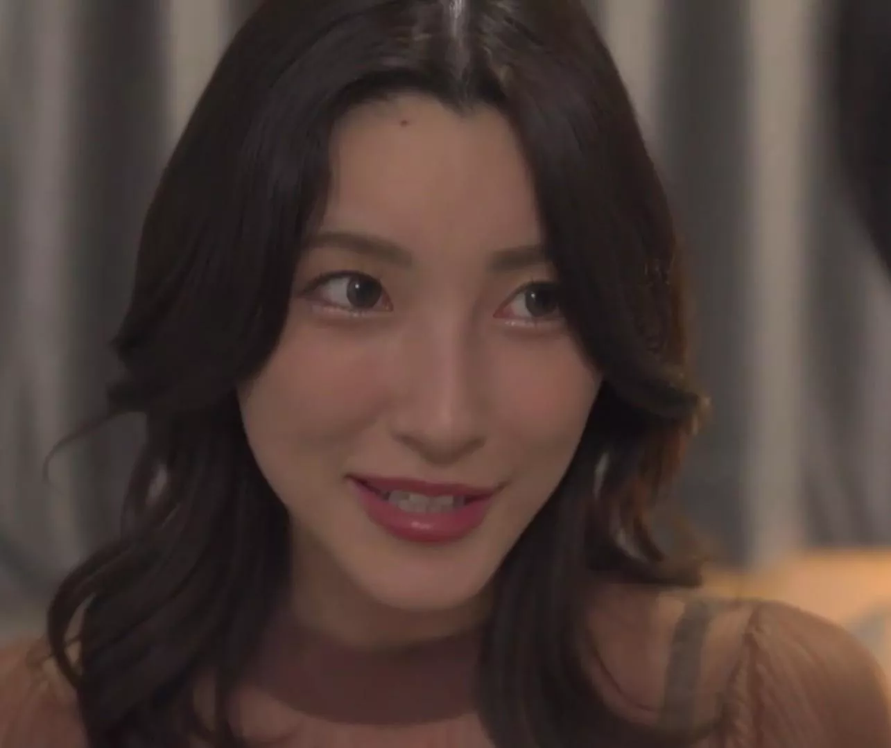 I need her name please anyone? posted by Maleficent_Nobody_90