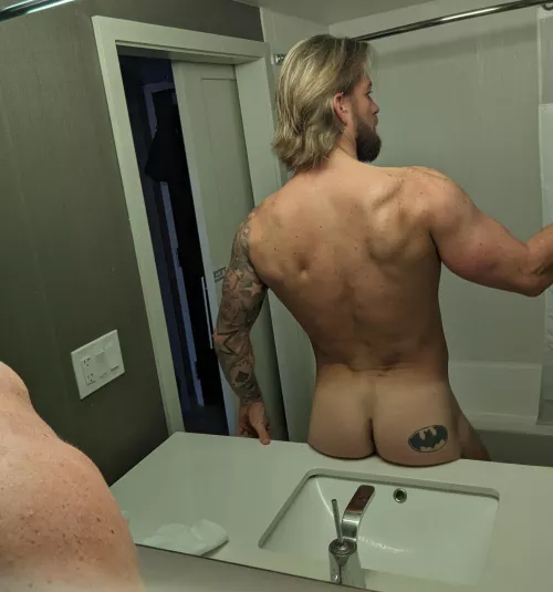 I'll just wait here for you by sh_flex