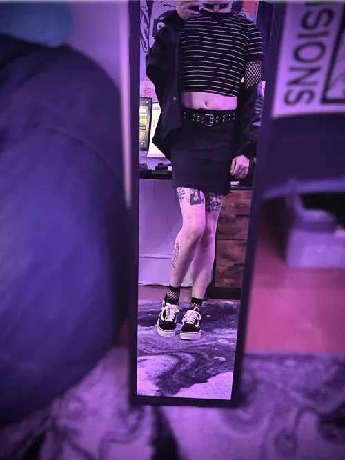 I’m just a silly gorl your honor  by Crispynipzy