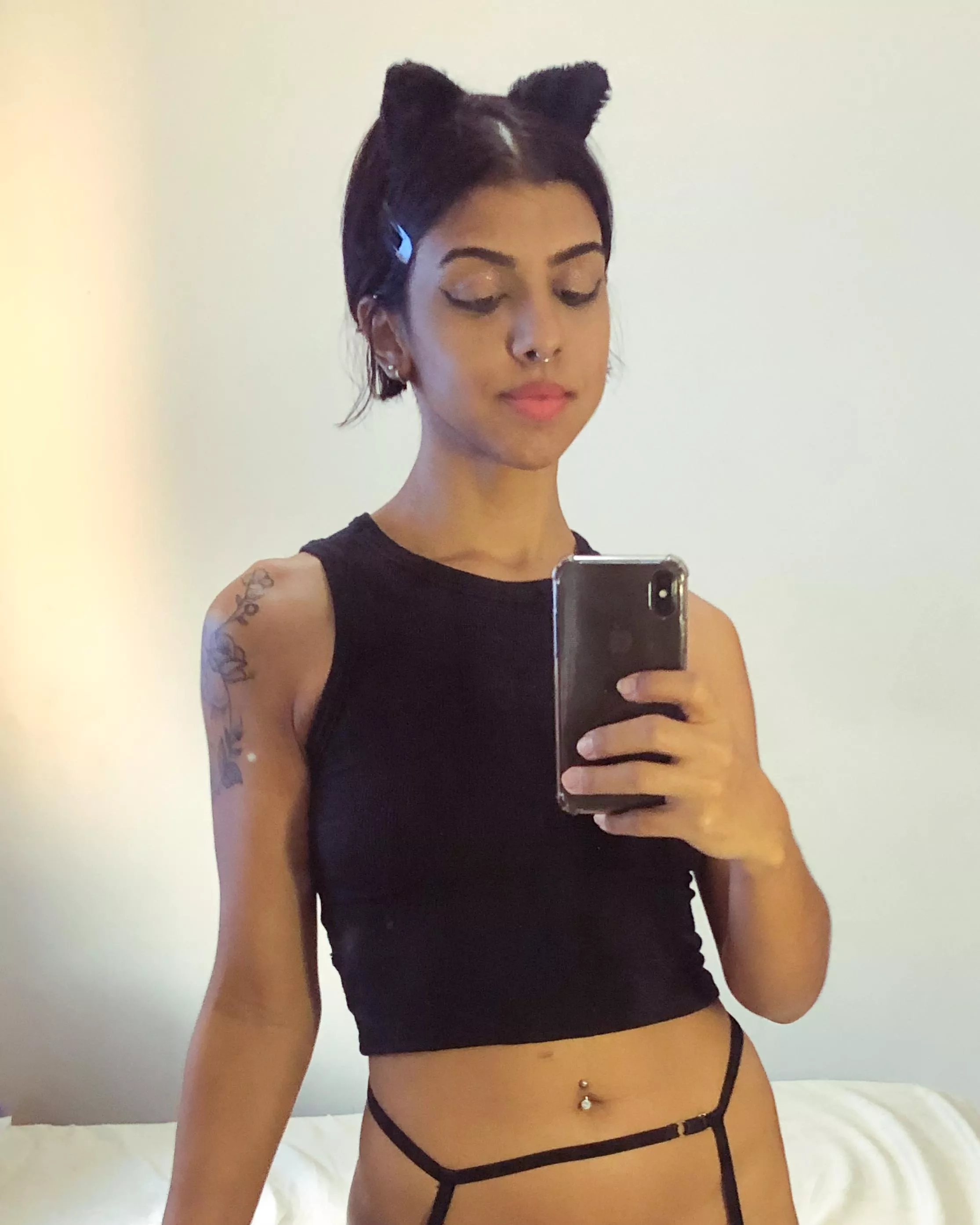 Im using cat ears for today's photo? [28F] posted by LiratrixMercury