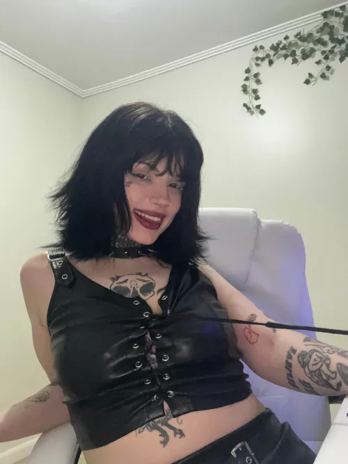 I've got some leather I want you to wear as well by Mantasticles