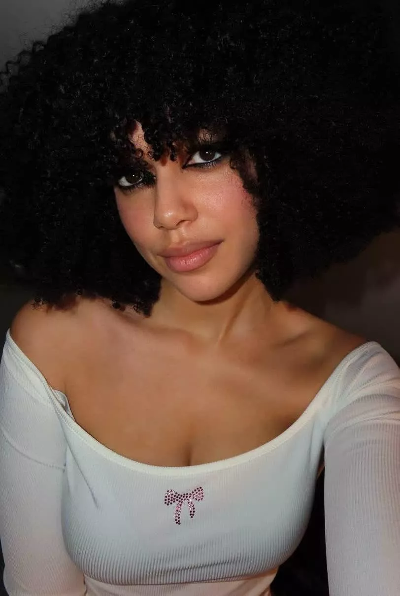 lets be partners in crime posted by Samiraxoxodarky