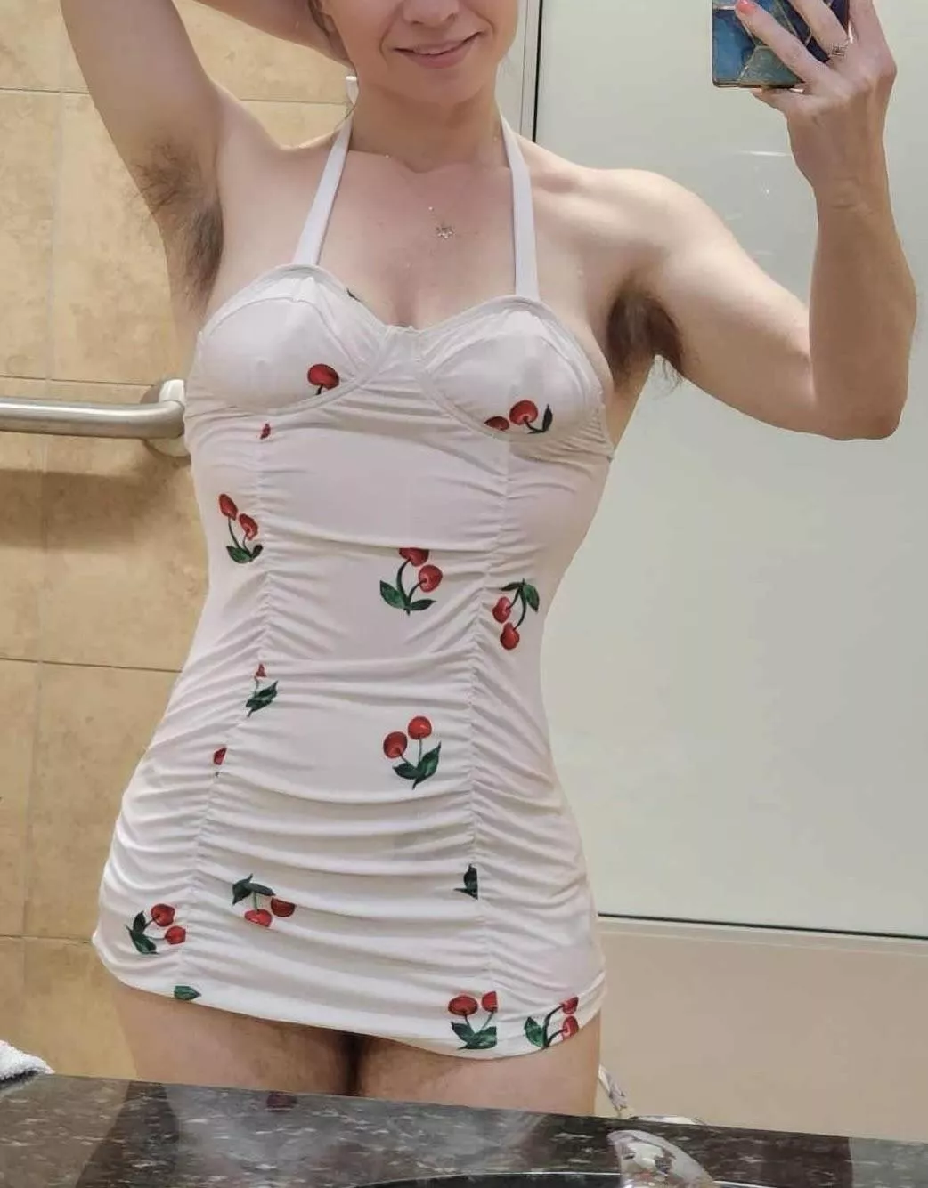 Love rocking my natural pits at the gym pool. I wish there were more guys it turned on.  posted by nerdylittleplaything