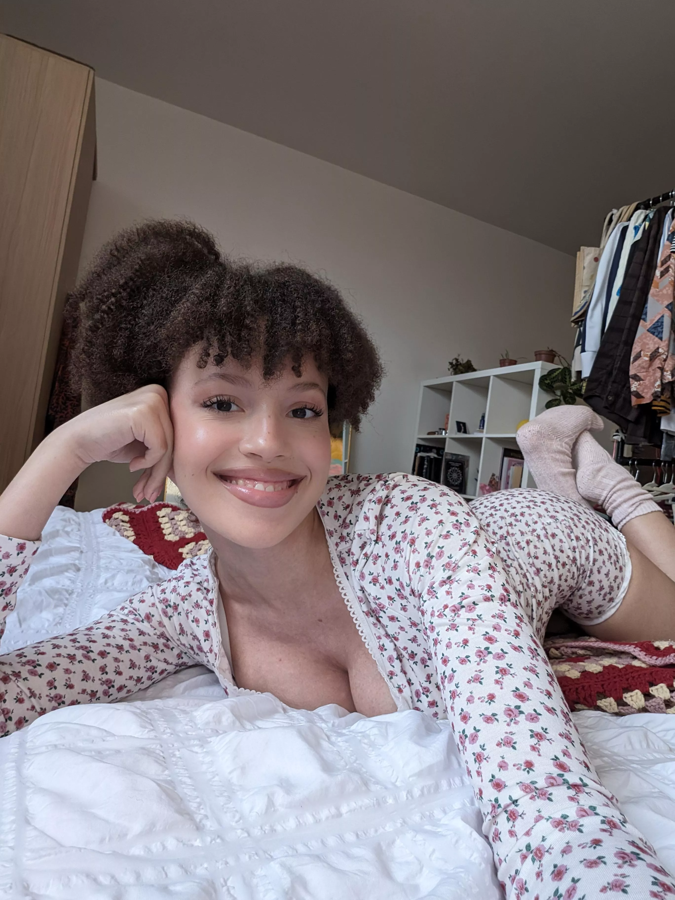 Lying here waiting for you to ... posted by xx-alien