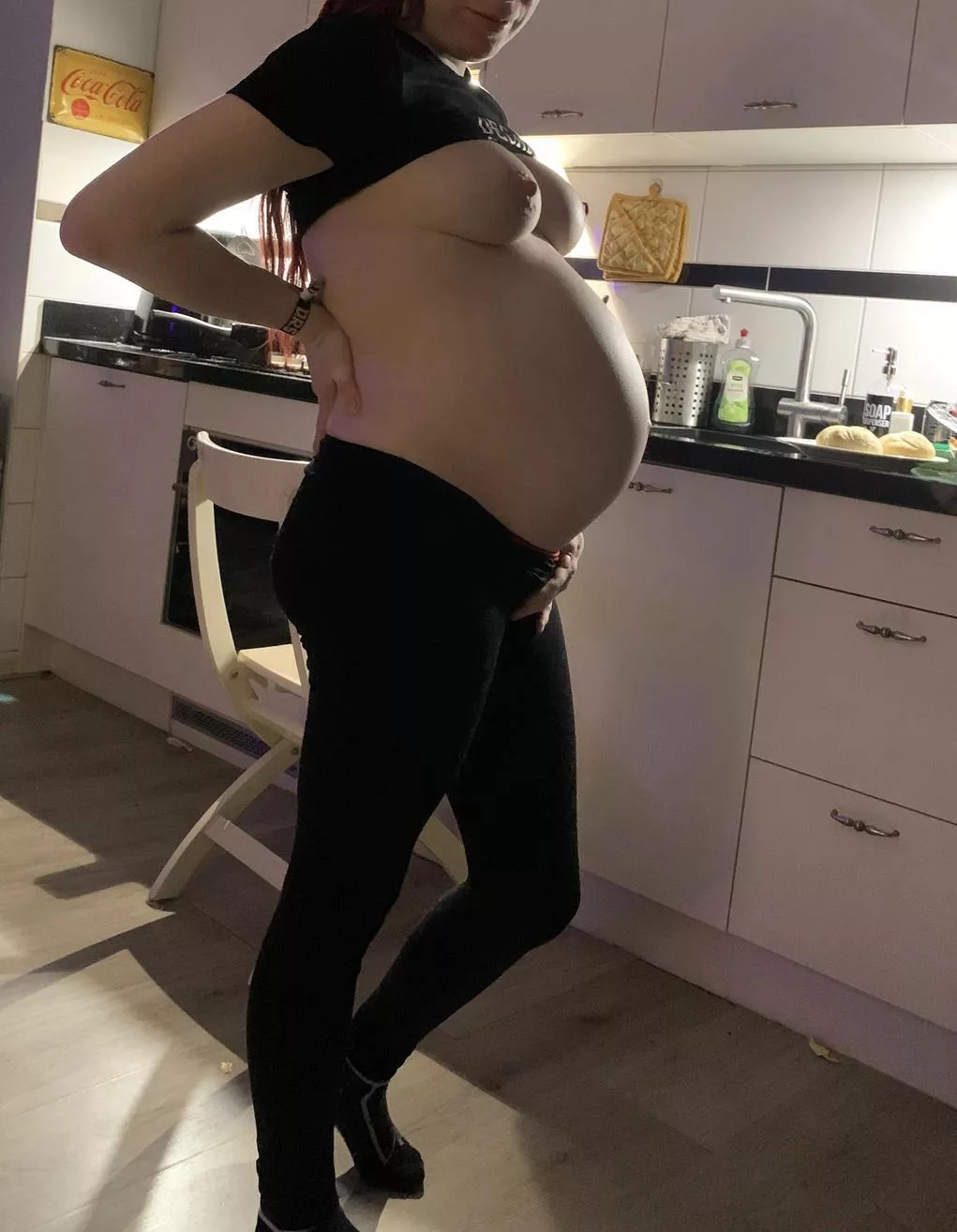 My pregnant belly got so round and big  posted by Responsible_Two_1769