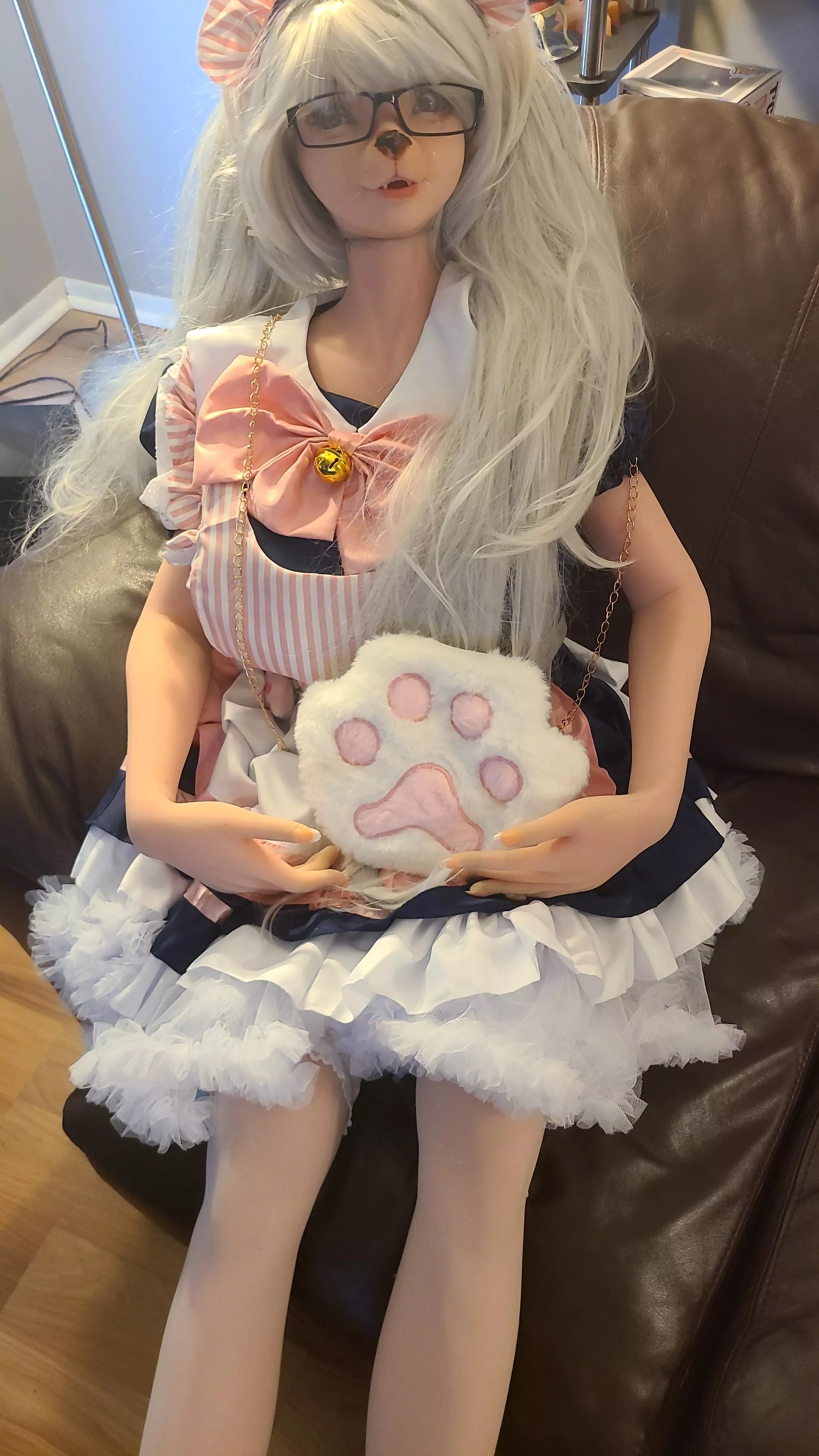 New bag for Ari posted by thatkurokitsune