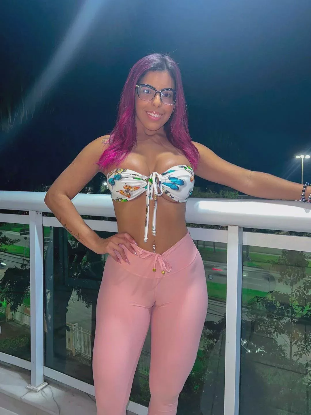 Pink girl in the night 😈😈 posted by iamvictoriasouza