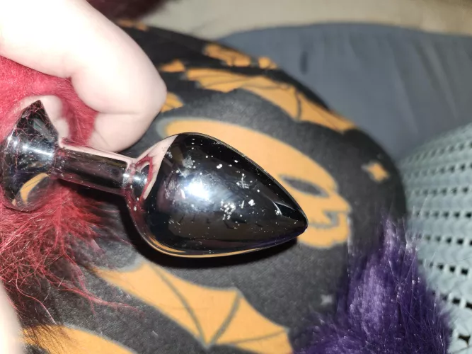 Question for tail wearers!  by halfmoonkitten3