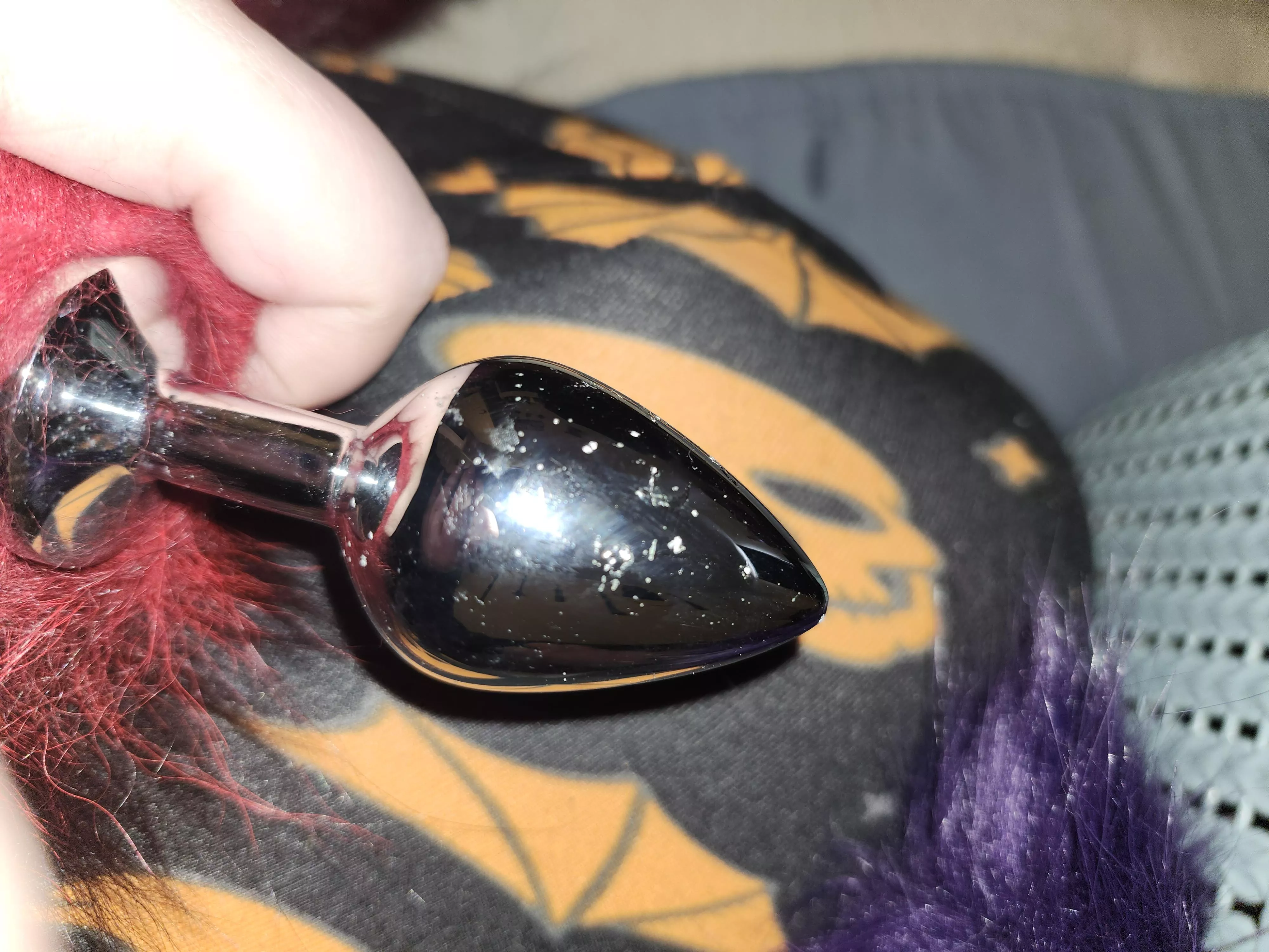 Question for tail wearers!  posted by halfmoonkitten3