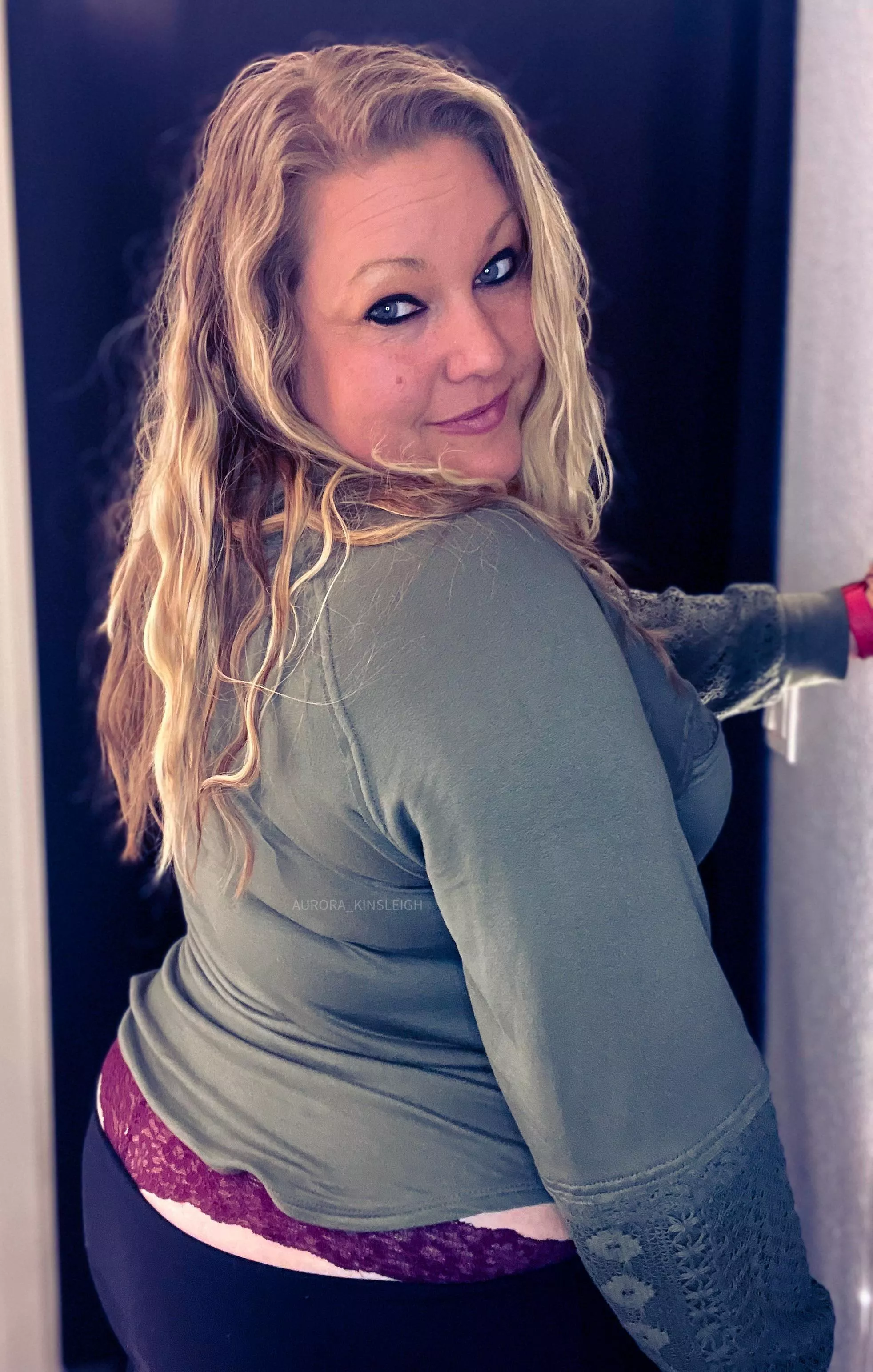 Sexy and fun posted by AuroraKinsleigh