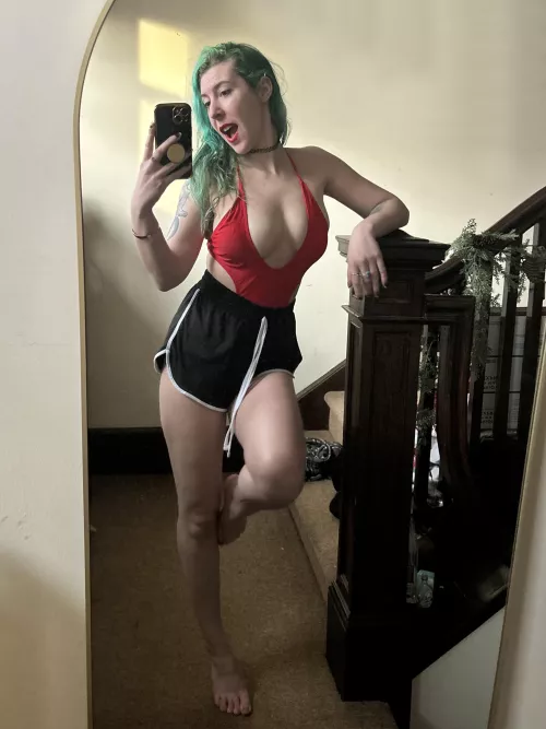 Sexy in the mirror by sirenskiss3