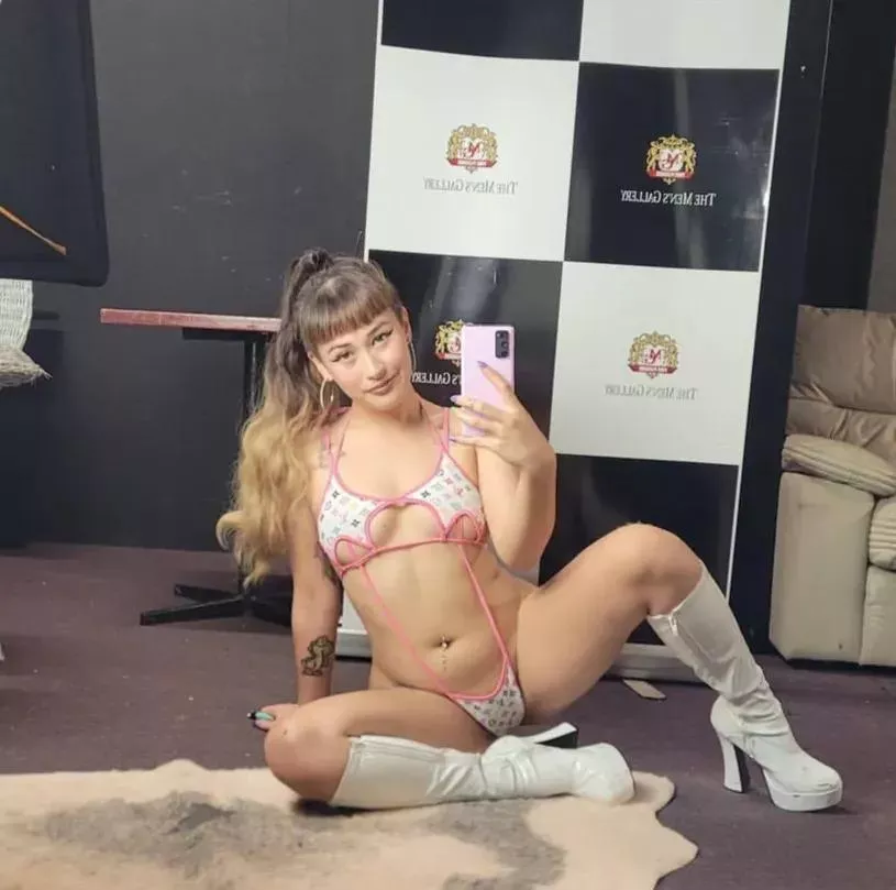 Small girls give you big explosions posted by _ineedyou23