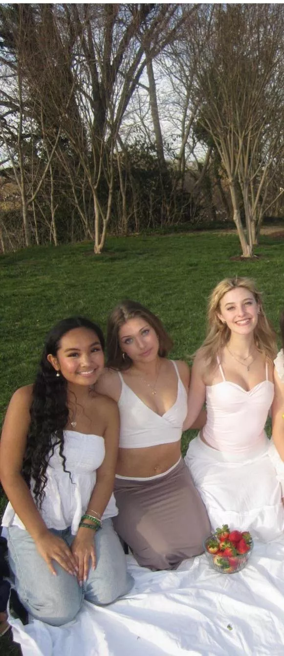 sorority picnic 2 posted by Chesterguy731