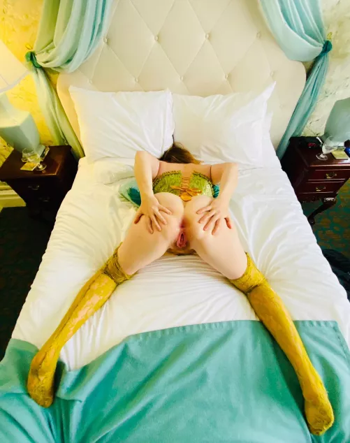 This pussy is more than ready! by MomGingerSlut