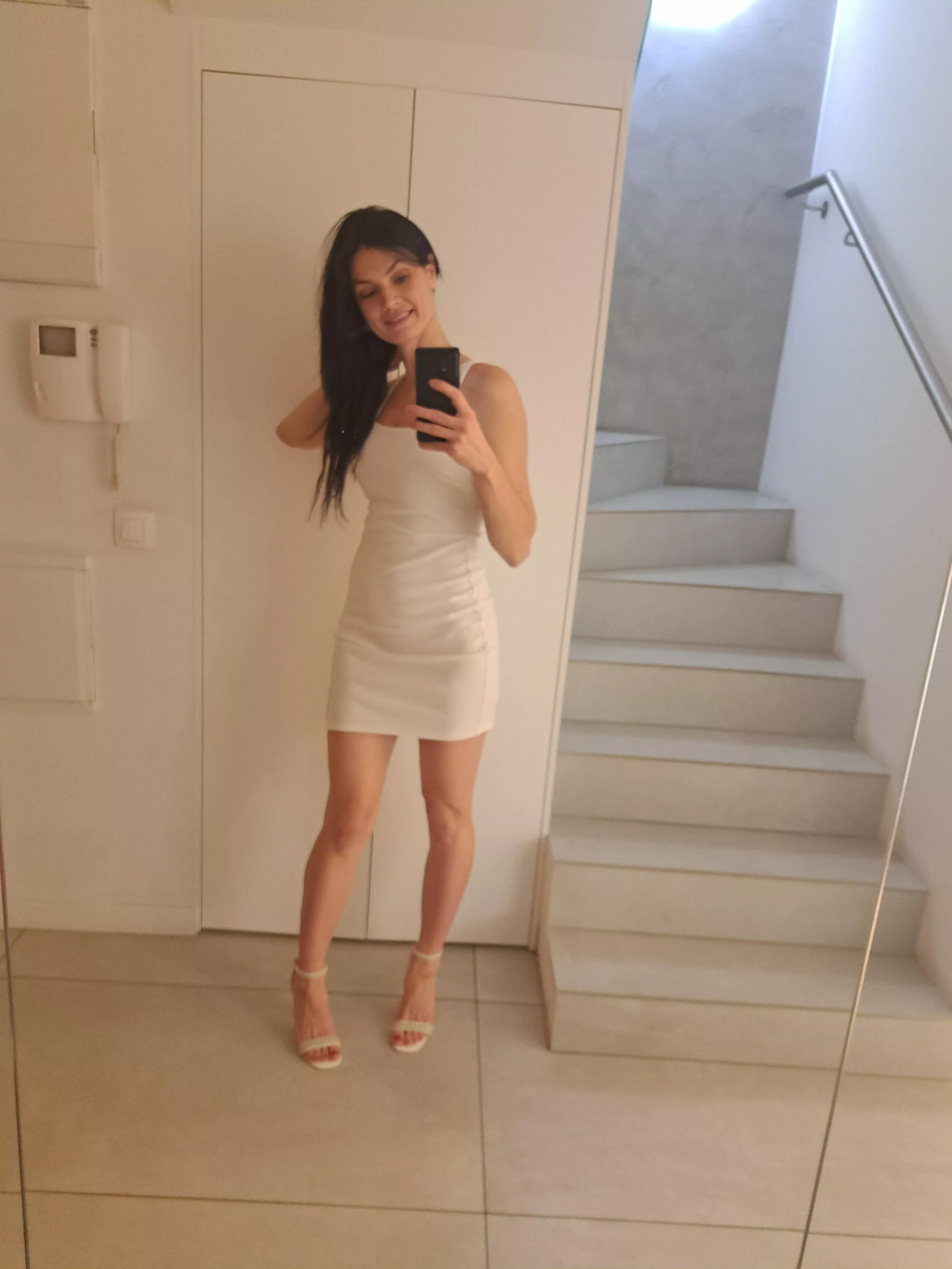 White 🤍 (f36) posted by MartaPeonly