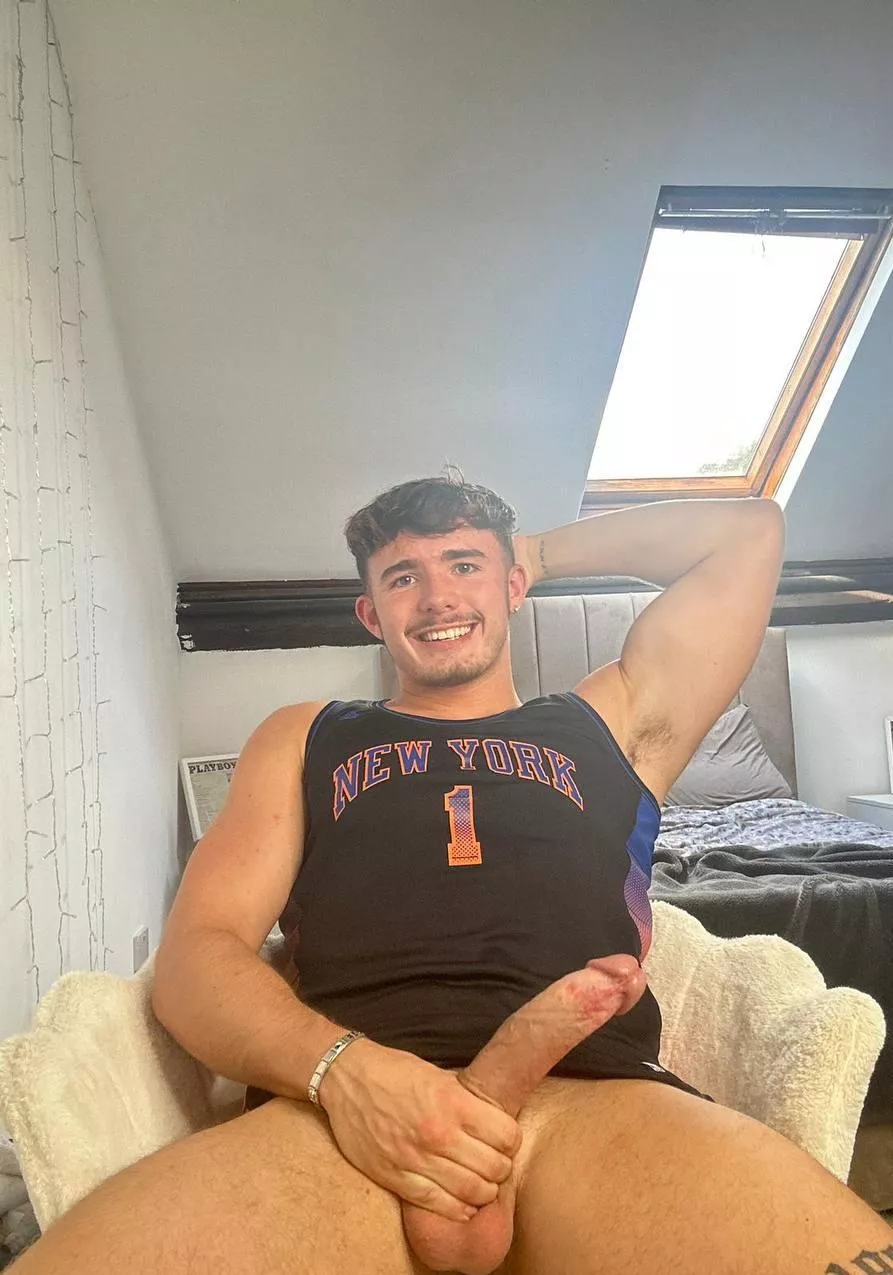 Would you suck while I game?? posted by Severe-Ad-6958