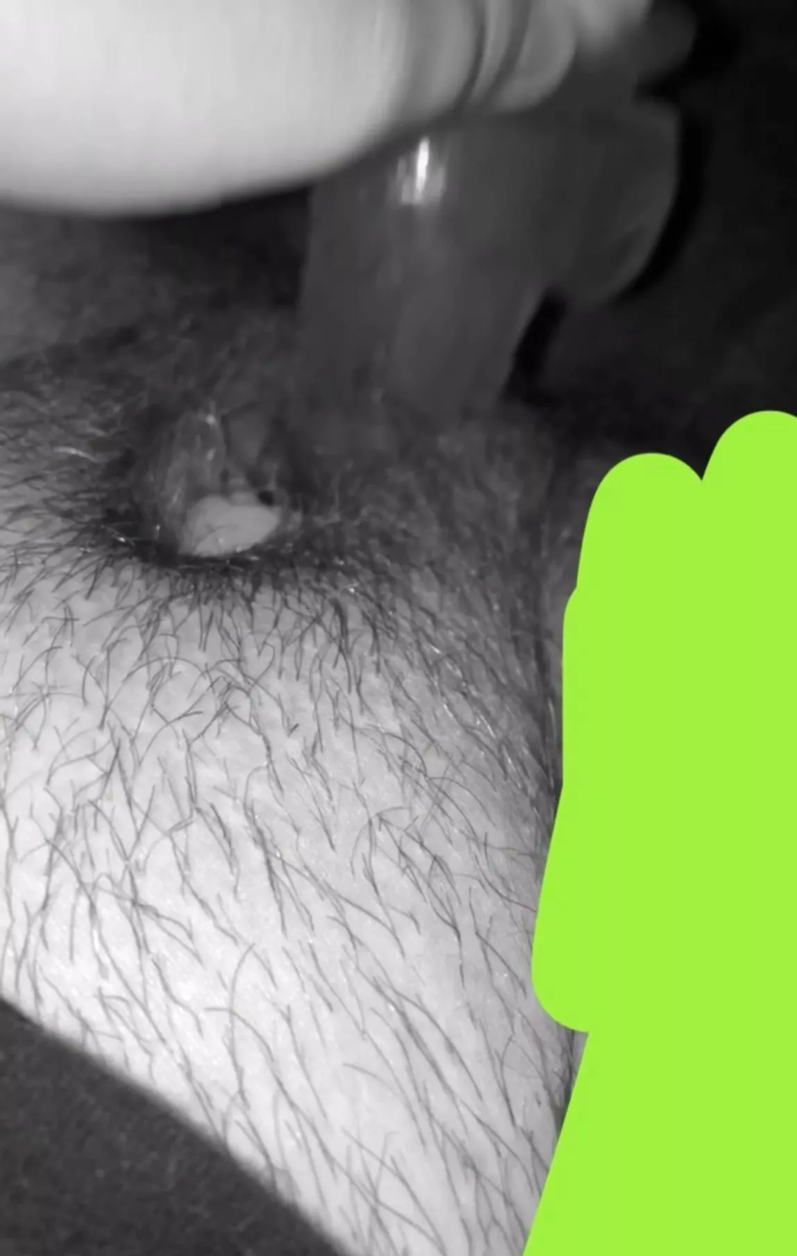 Zephyr fucking her hairy cunt posted by Ybldn