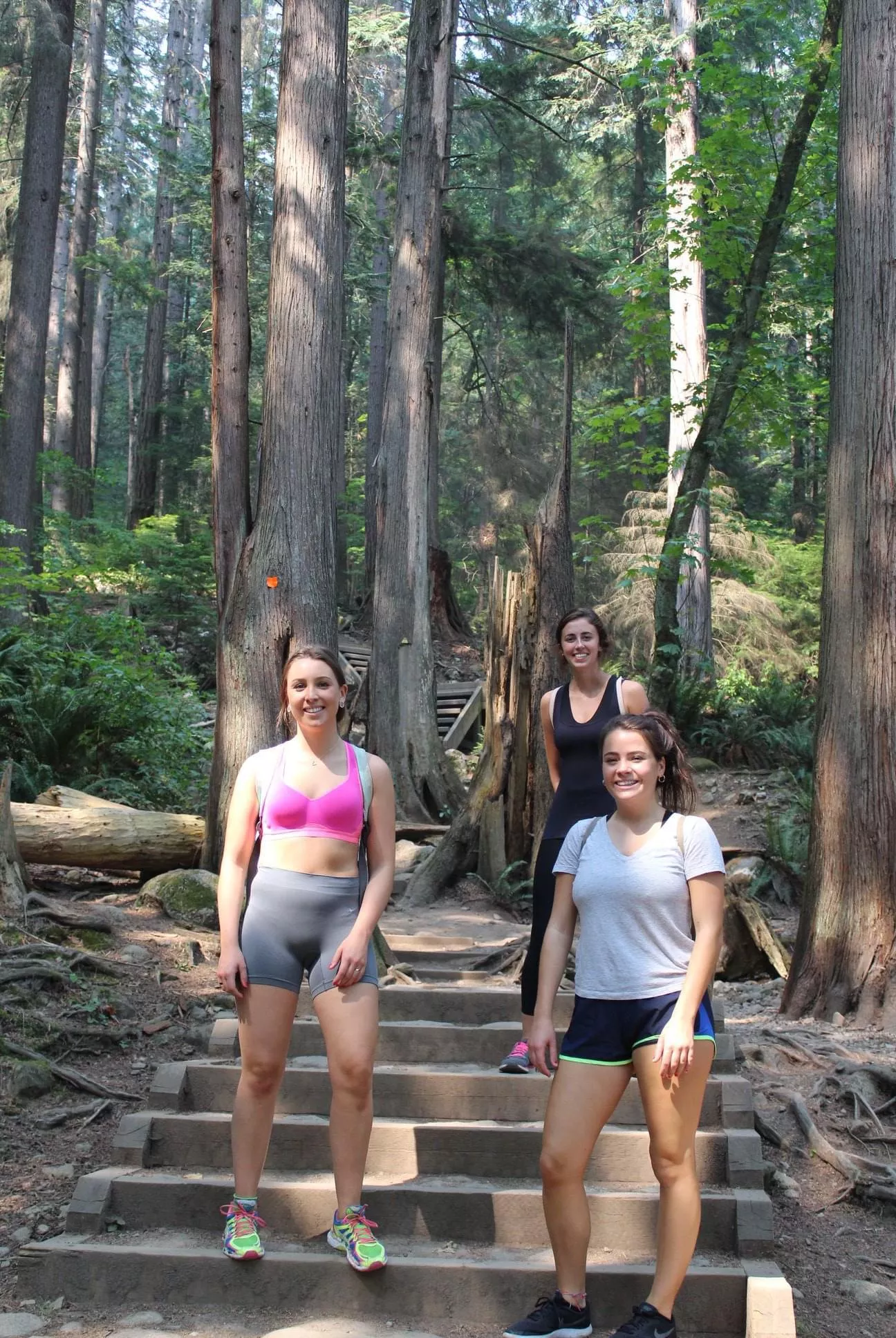 [3] Hiking hotties  posted by Valuable_Falcon2068