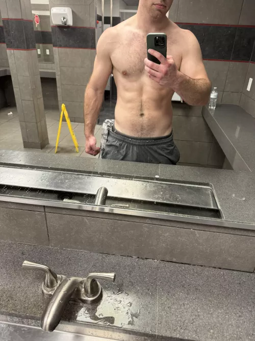 [30] How do I look? by lawyerdaddy6699