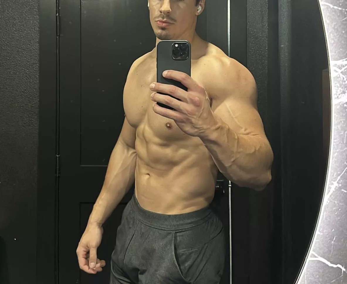 A little pump pic for you all today ❤️  posted by General-Heat-95