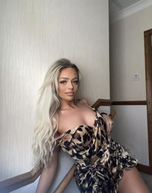 classy mini dress by Skye1xx