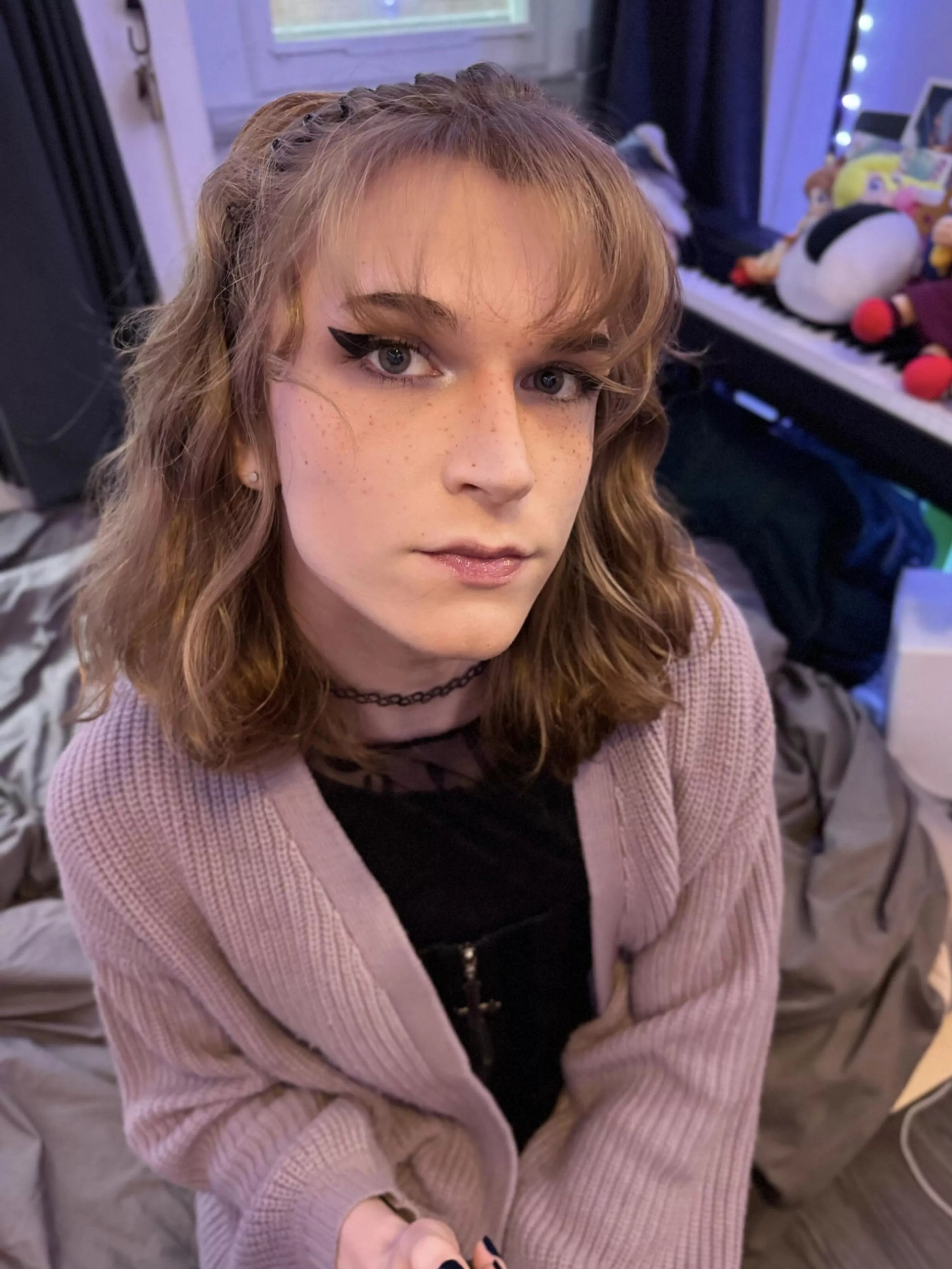 (do you even read this) posted by felikutie