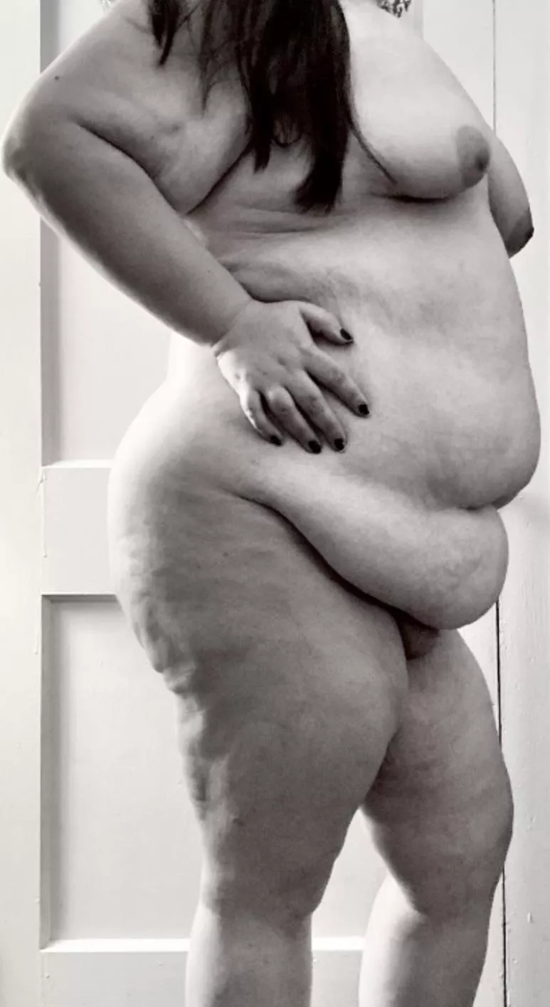 (F) Any love for a bigger girl? be honest posted by curve_lover069