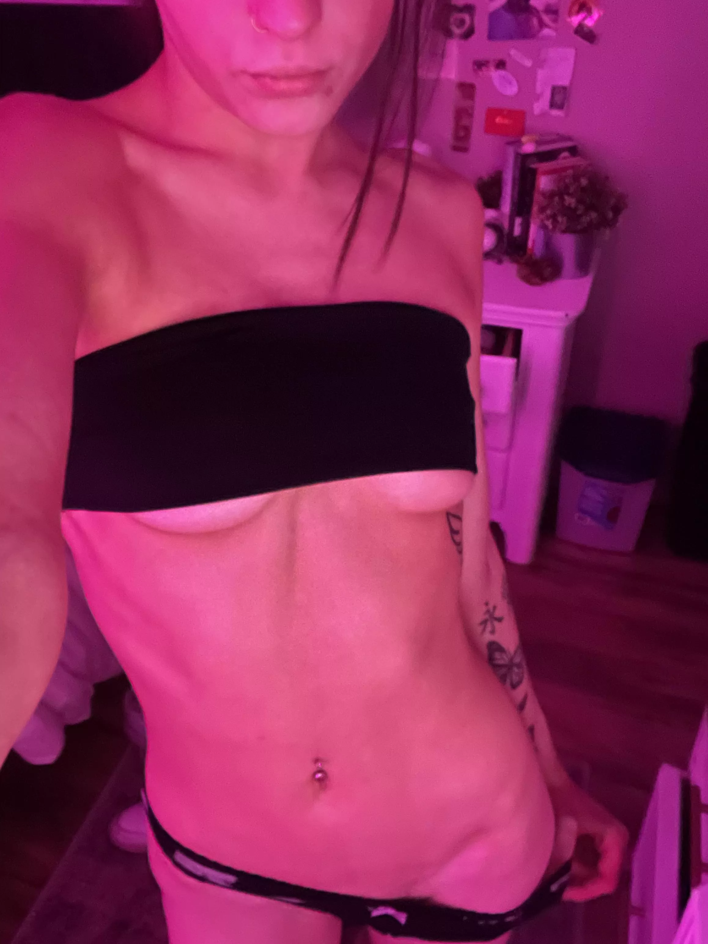 feat: your newest addition to the directory! (@trixie_xo) [onlyfans] posted by trixie_xo