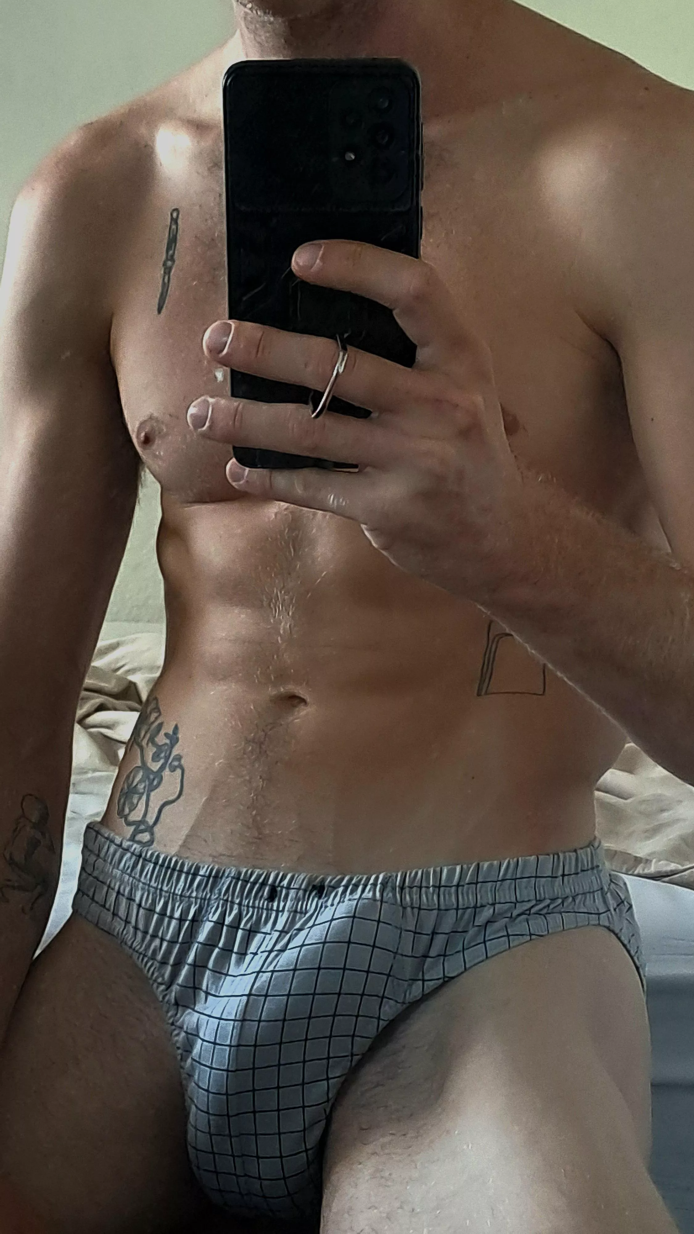 Hiya (M25) posted by slavicangelboy