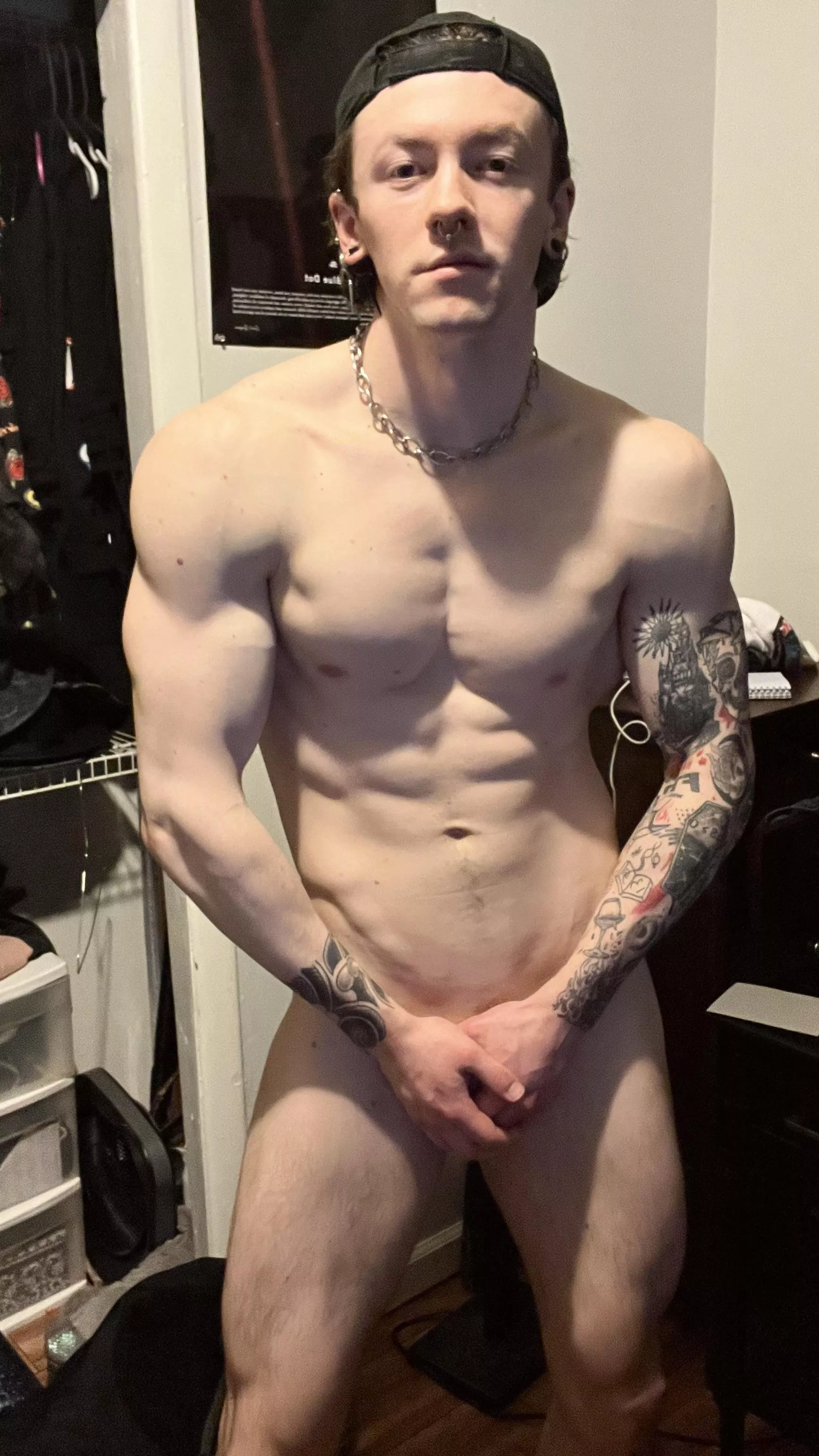 Hope this makes your Monday better! posted by sadandhydrated_97