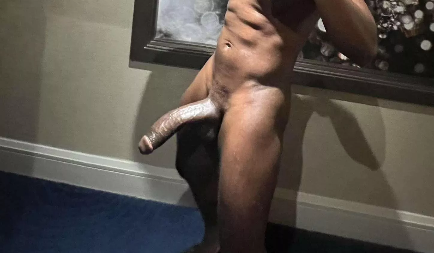 Hotel elevator posted by nightwalkershadow