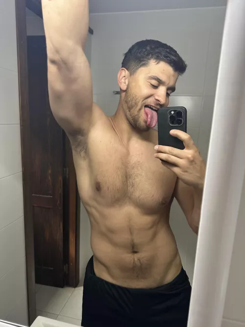 I felt upset but I am always funny man👅😈 by realisiwak