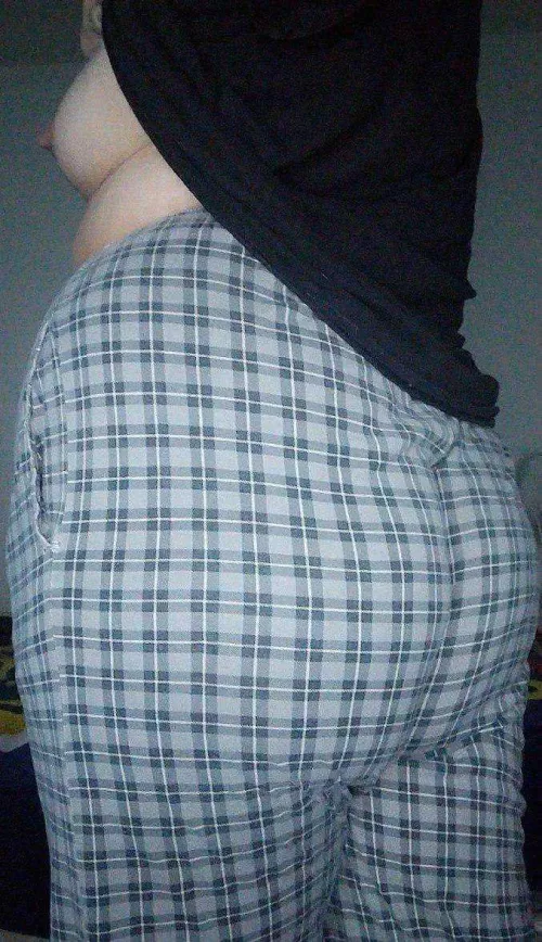 Leaving this here before I go to sleep😋😘 by Rare-Fee4577