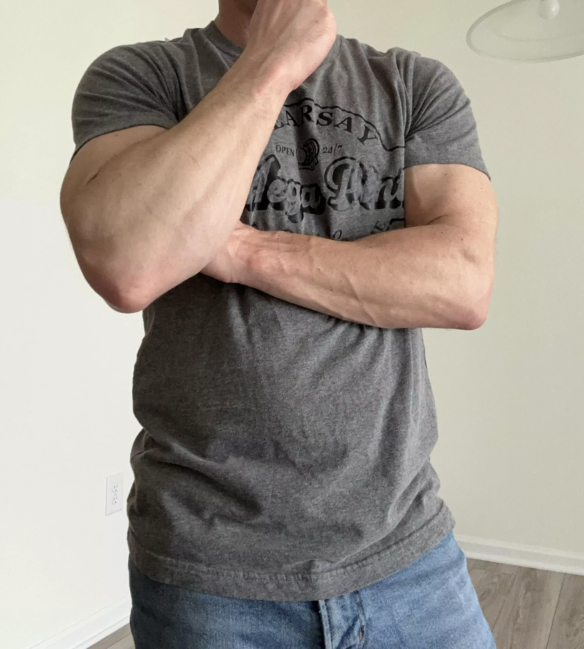 Maybe I can pique your interest  posted by 5amBoner