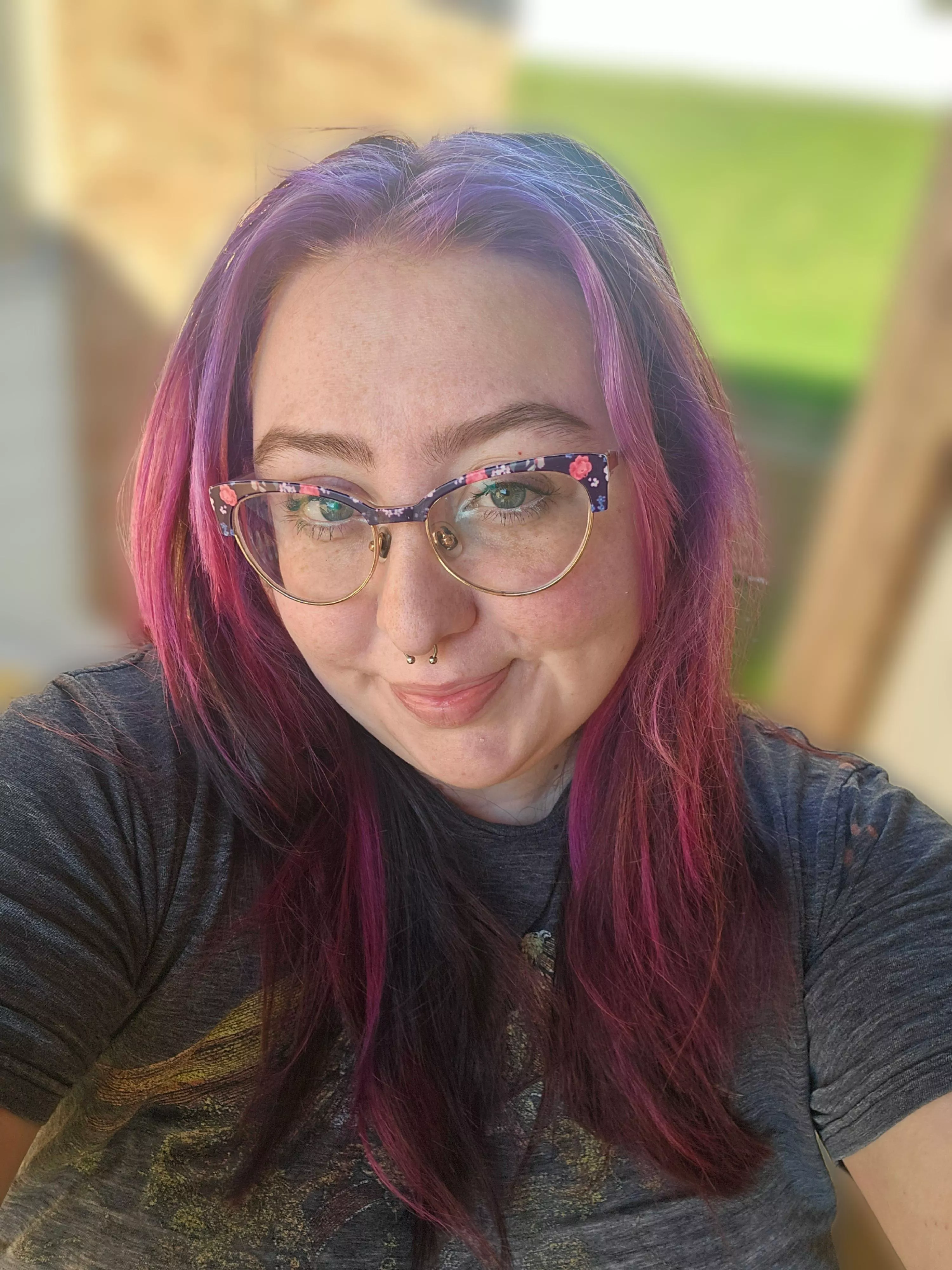 Messy hair but still feeling cute posted by sapphiremelonz