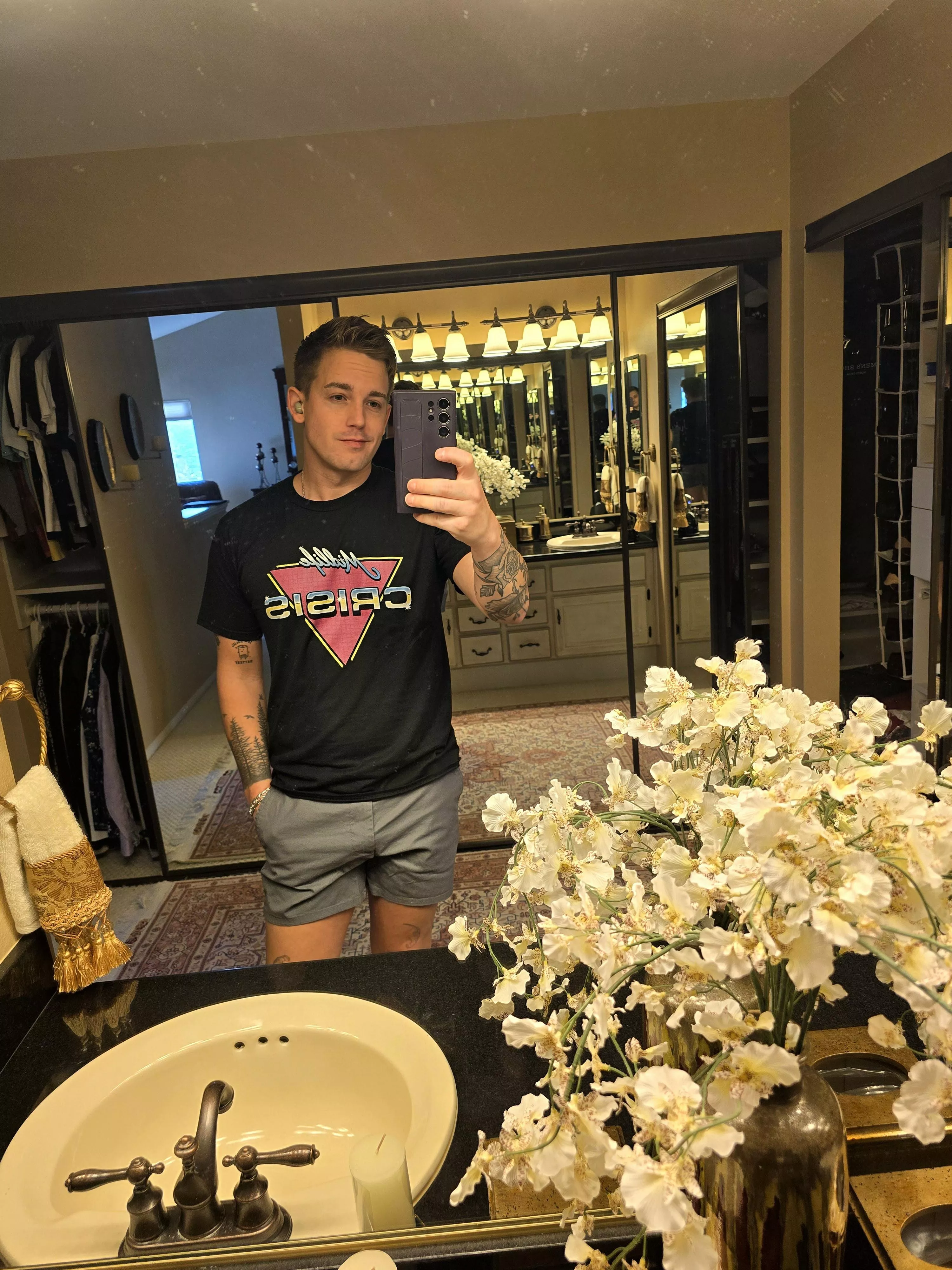 Midlife crisis my whole life.  posted by glaukglauk1