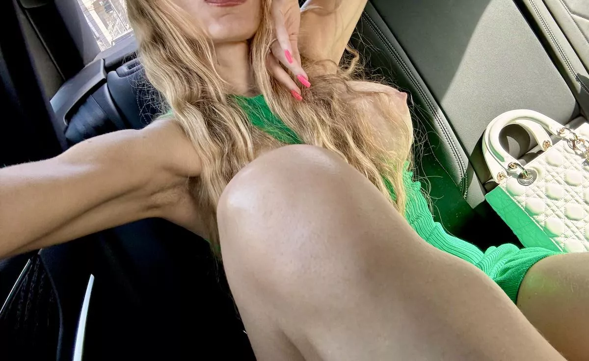 Mom armpits are the best - Tuesday version :) posted by mrsmilamilford