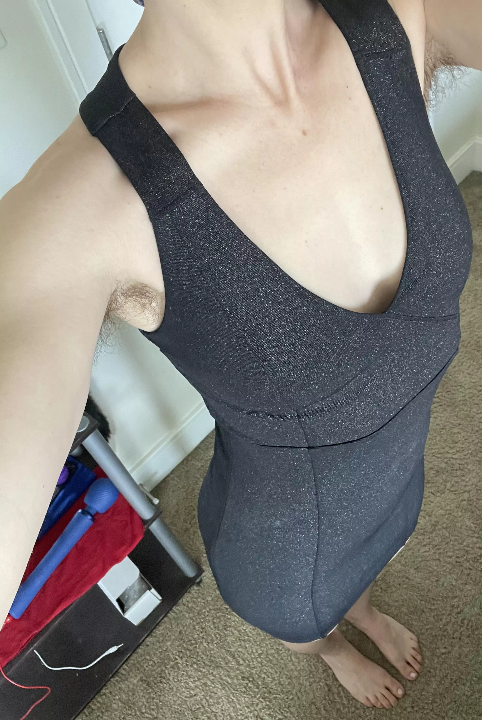 Naturally hairy & feminine 💖 posted by NessaRyans