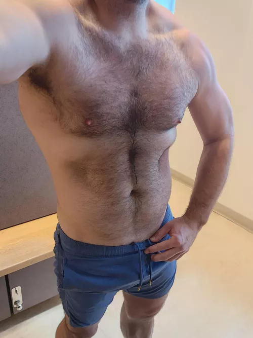 Post workout/pre-shower pic.  by Background_Stretch34