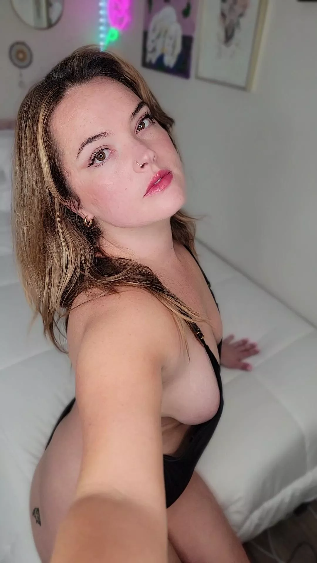 So much side boob in this barely-there body suit posted by Gwenbunnybun