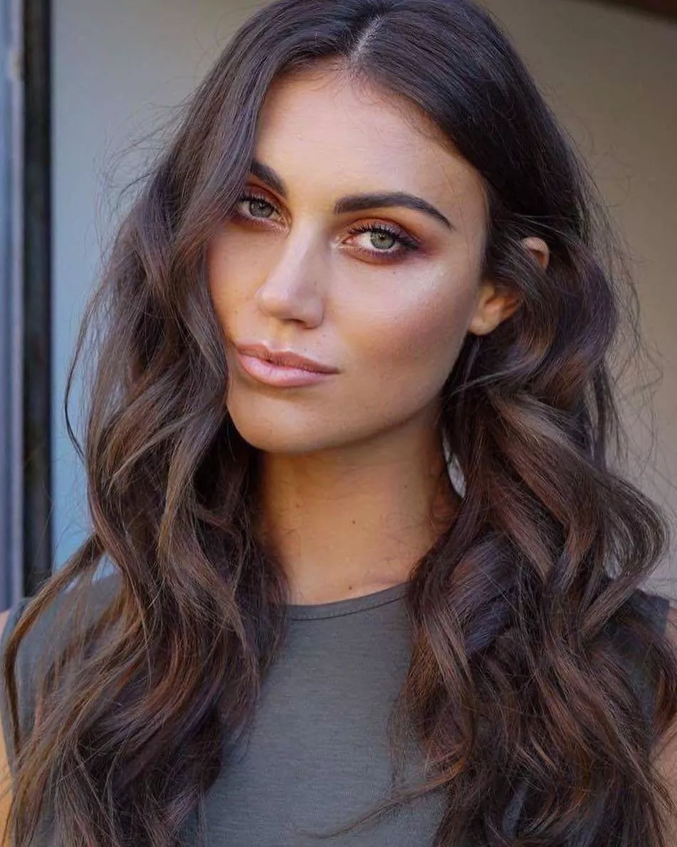 Stephanie Rayner posted by Ken789gh