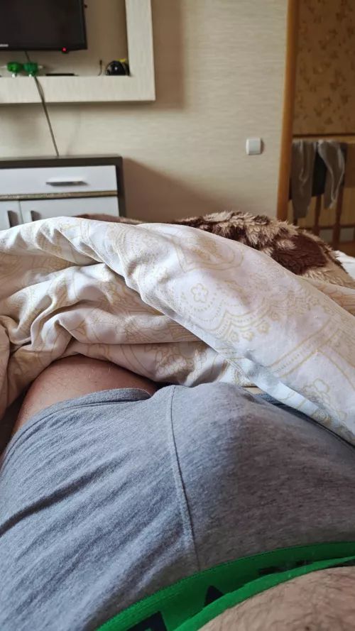 Tight 🥵 by james2funky2