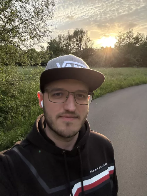 Whats up guys? by anoxx2