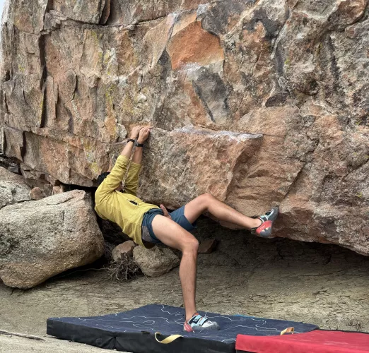 When I can’t climb naked, I still like to whip it out 😉 by lickmydiscostick69