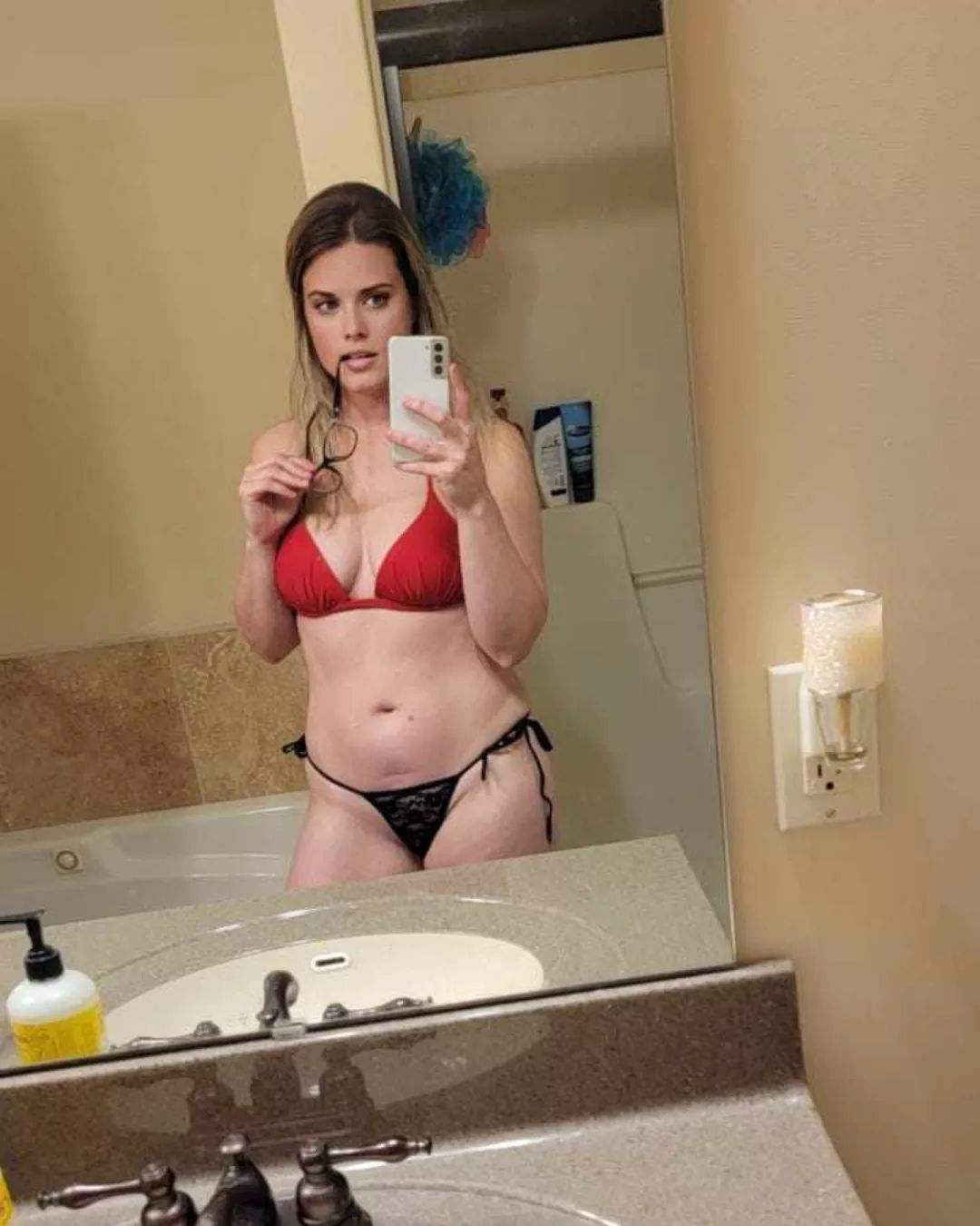 would you let your babygirl swallow your huge cock, daddy? posted by Sarahbail3y