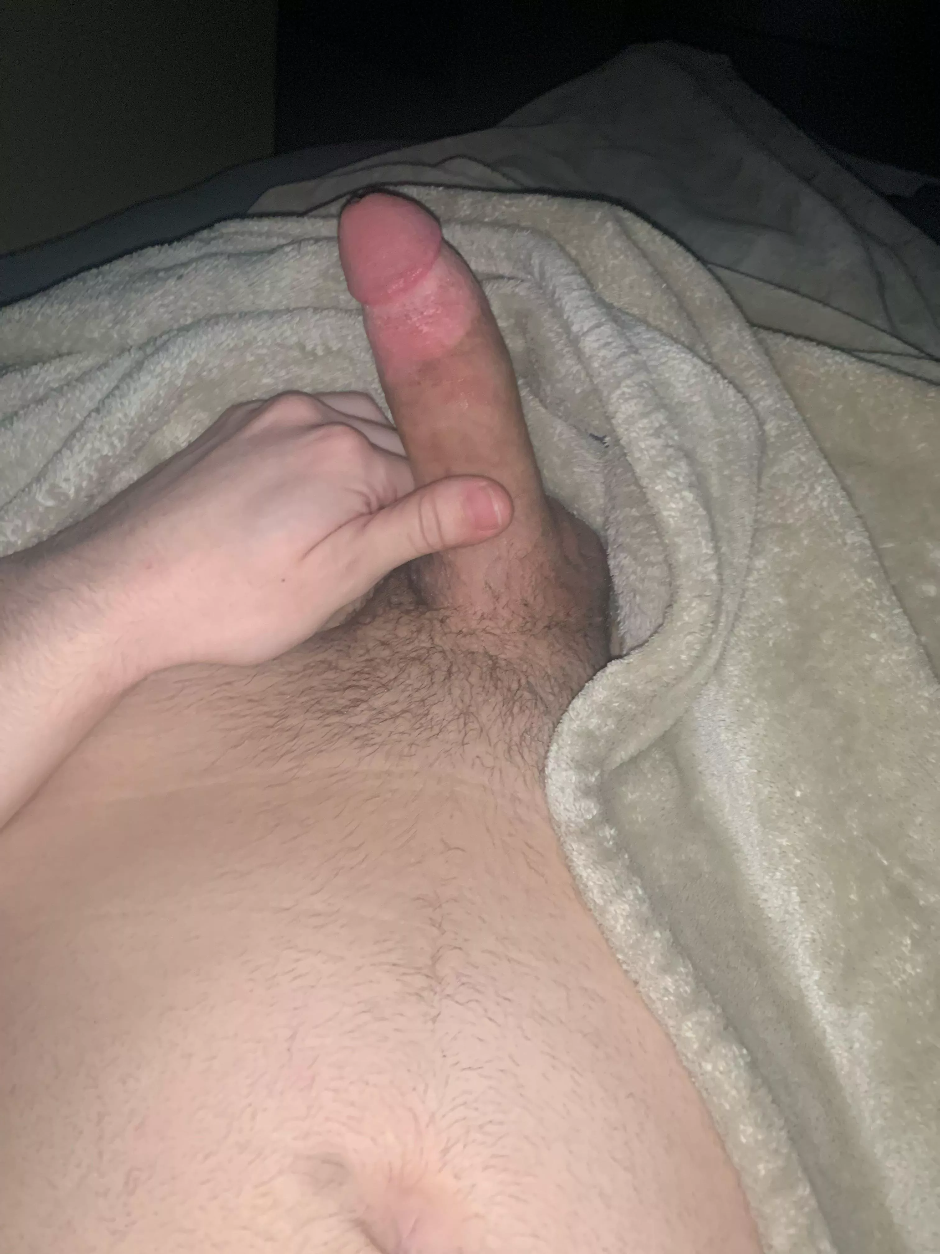 19 anyone younger want to explore a pee kink together maybe live? Snap - scotj1487 posted by Inner-Ant-1613