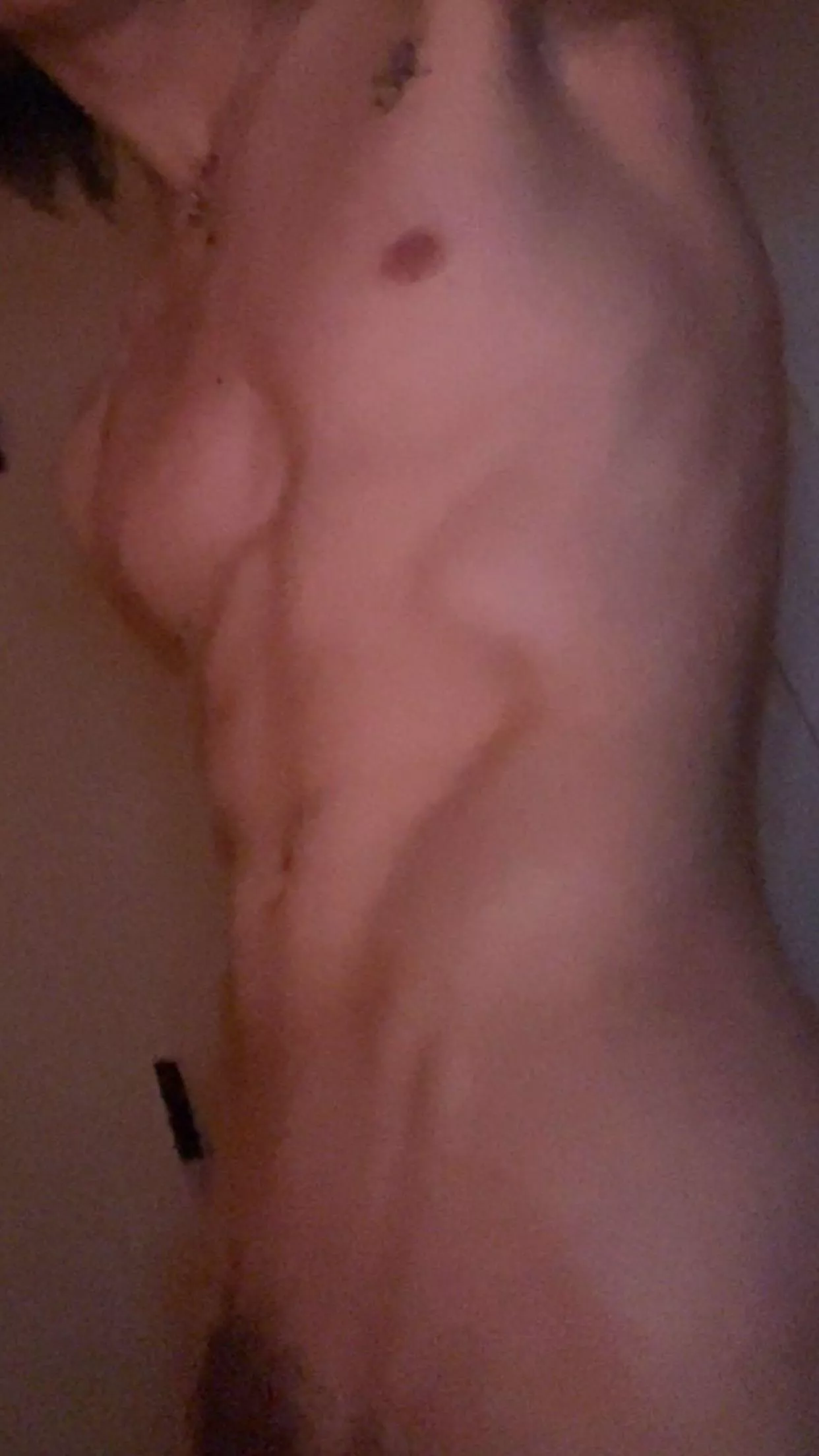 19 bored hmu posted by Admirable-Ad-5123