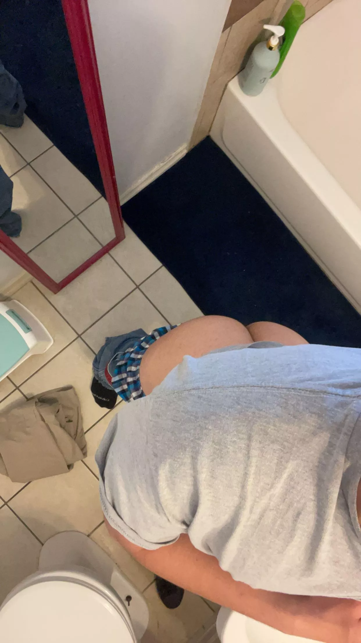 19/ fill me up like a cream donut posted by chinothaplug